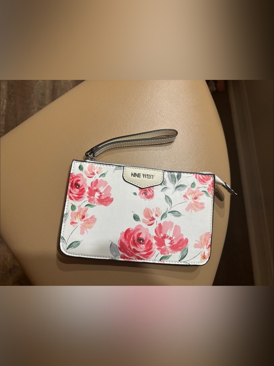 Nine West Handbags - Nine West White Floral Wristlet with Pink Rose Print